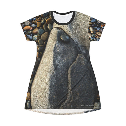 Swamis Vibe Stone T-Shirt Beach Dress #2. Shoreline Reflections Artistic Nature T-Shirt Dress Nature-Inspired AOP T-Shirt Dress, Rock Print Dress for Casual Wear, Beach Vibes, Summer Outfit, Gift for Nature Lovers, Eco-Friendly [...]